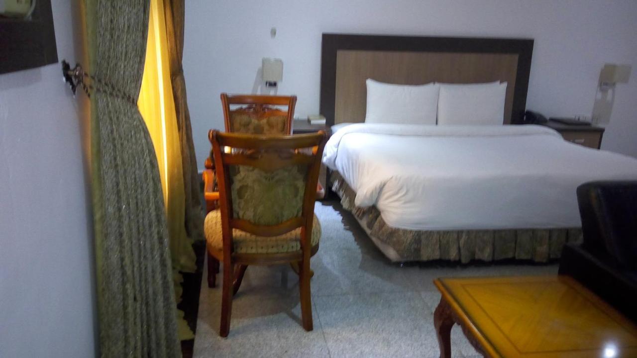 Immaculate Royal Int'L Hotel Owerri Exterior photo